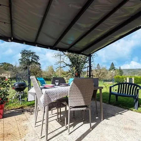 Semesterbostad Charmant Rez De Jardin Saint-Leon-sur-Vezere